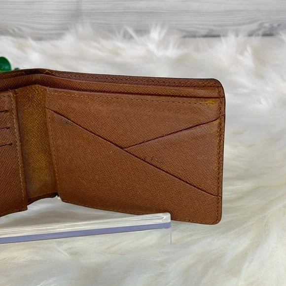 Louis Vuitton Monogram Bifold Wallet - Picture 9 of 14